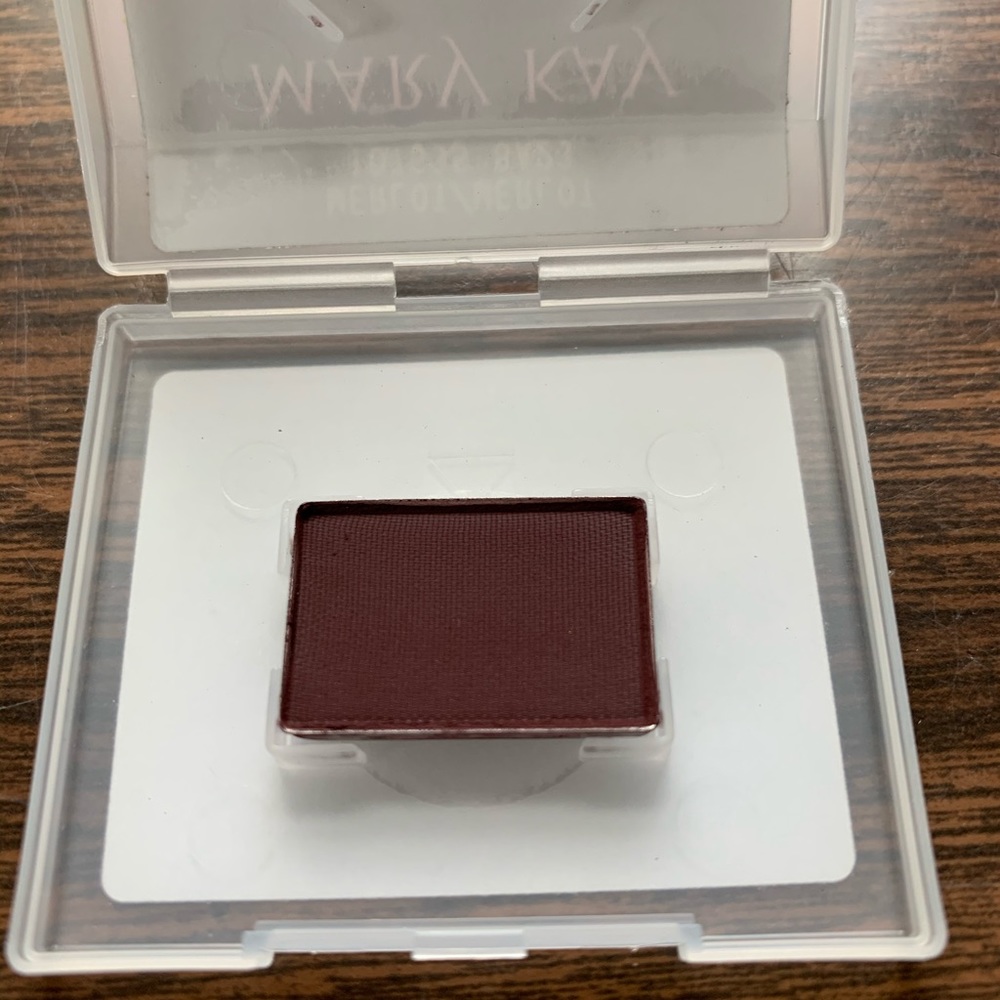 Mary Kay eye shadow